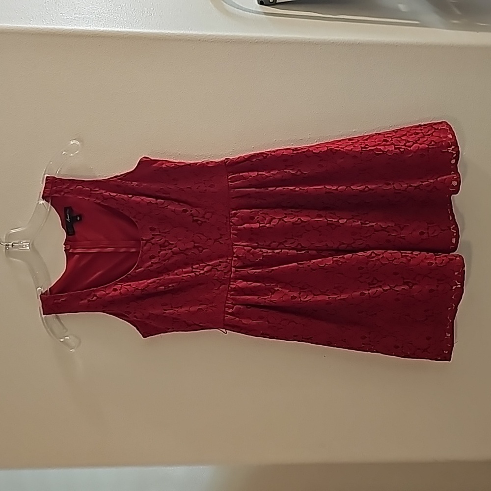 Red lace dress Heart & Soul size small